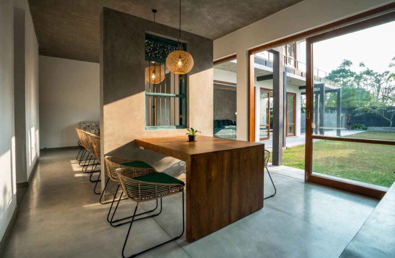 Lush Ayu Villa Ja-Ela Buitenkant foto